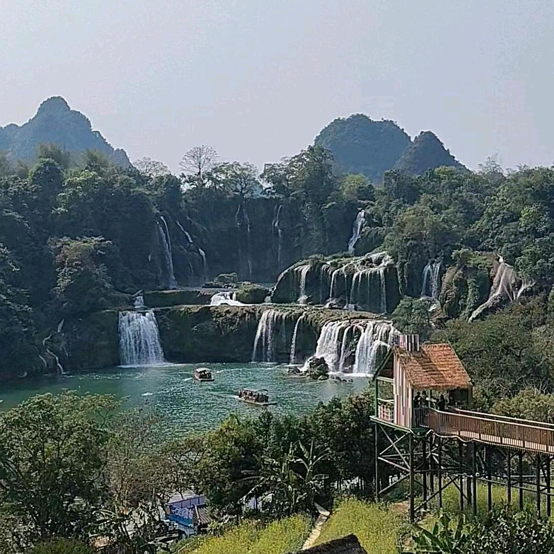 兵     ，