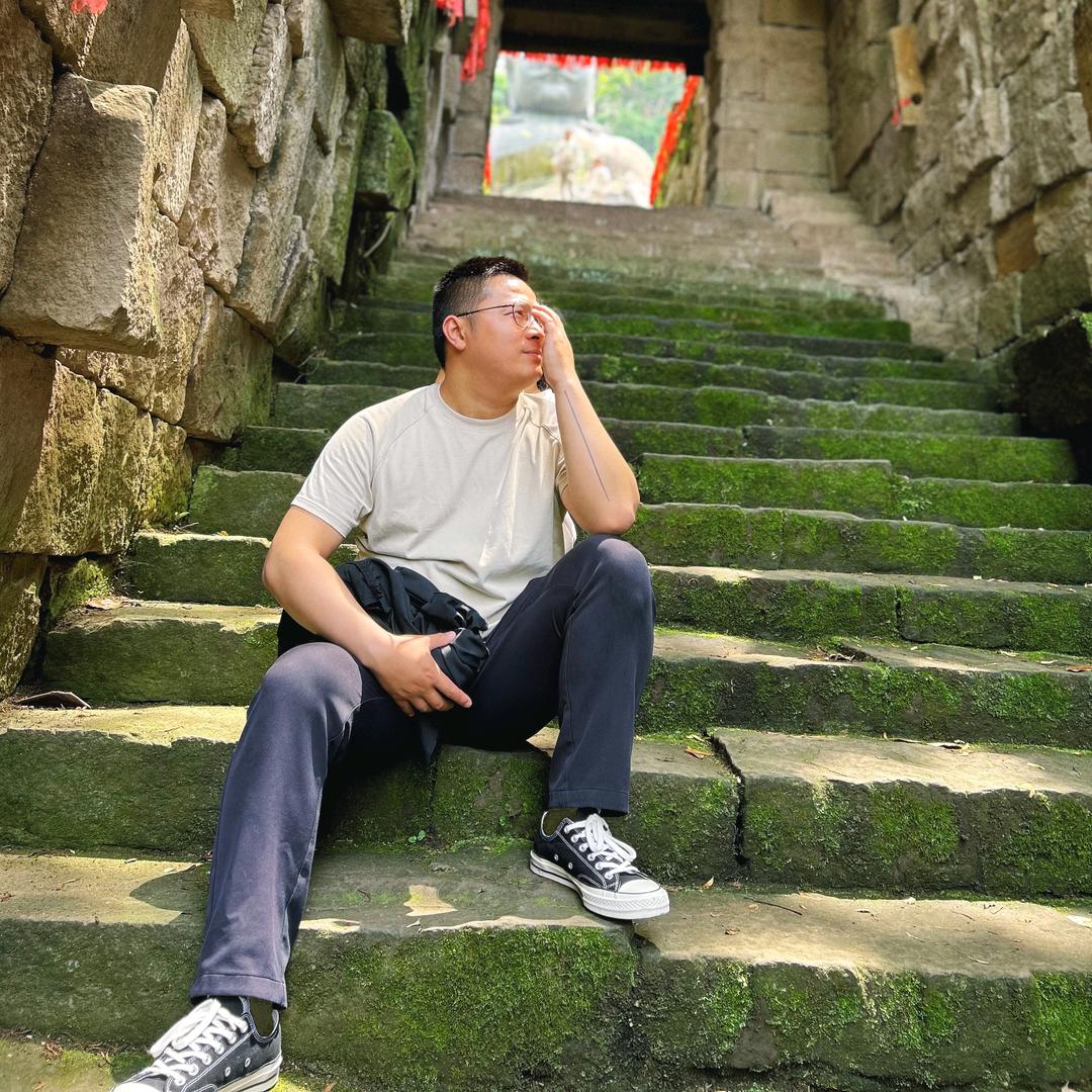 爱玩的李大狗