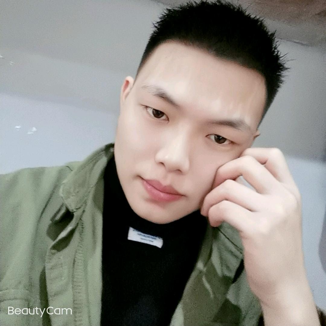 青龙嘴小邓造型