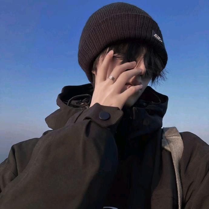 梦之岛便利(运财O2O分店)南宁择遭溪服装有限公司