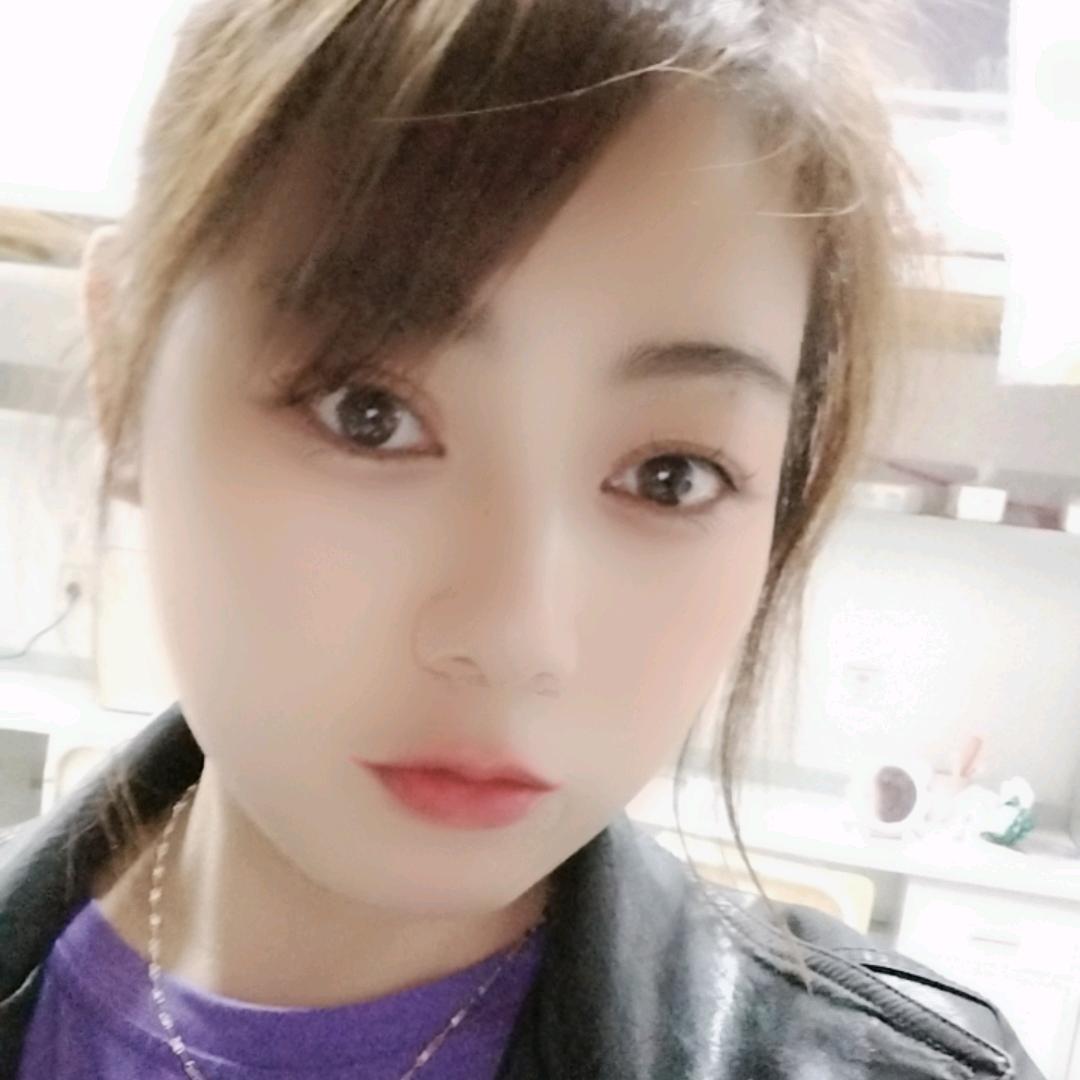 小梅姐(❁´◡`❁)*✲ﾟ*