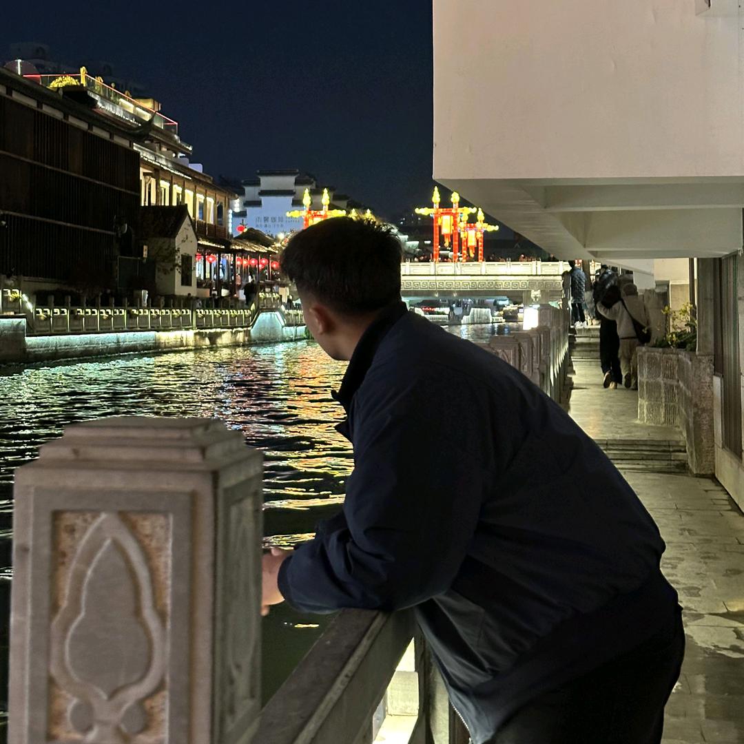 埃戎