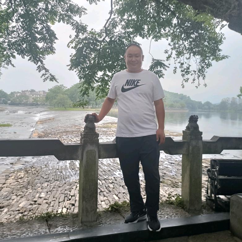 润达电动卷闸厂