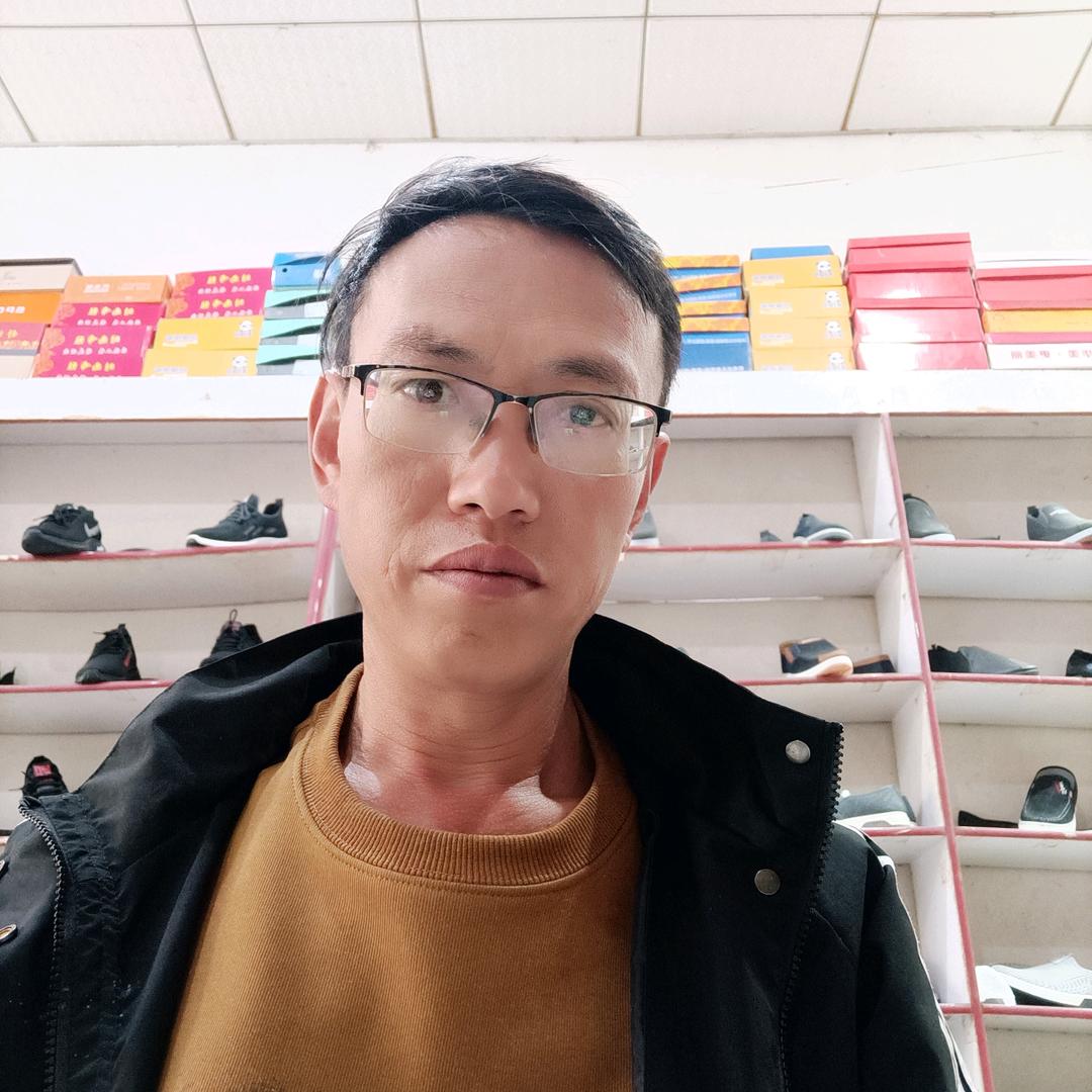 龙四哥