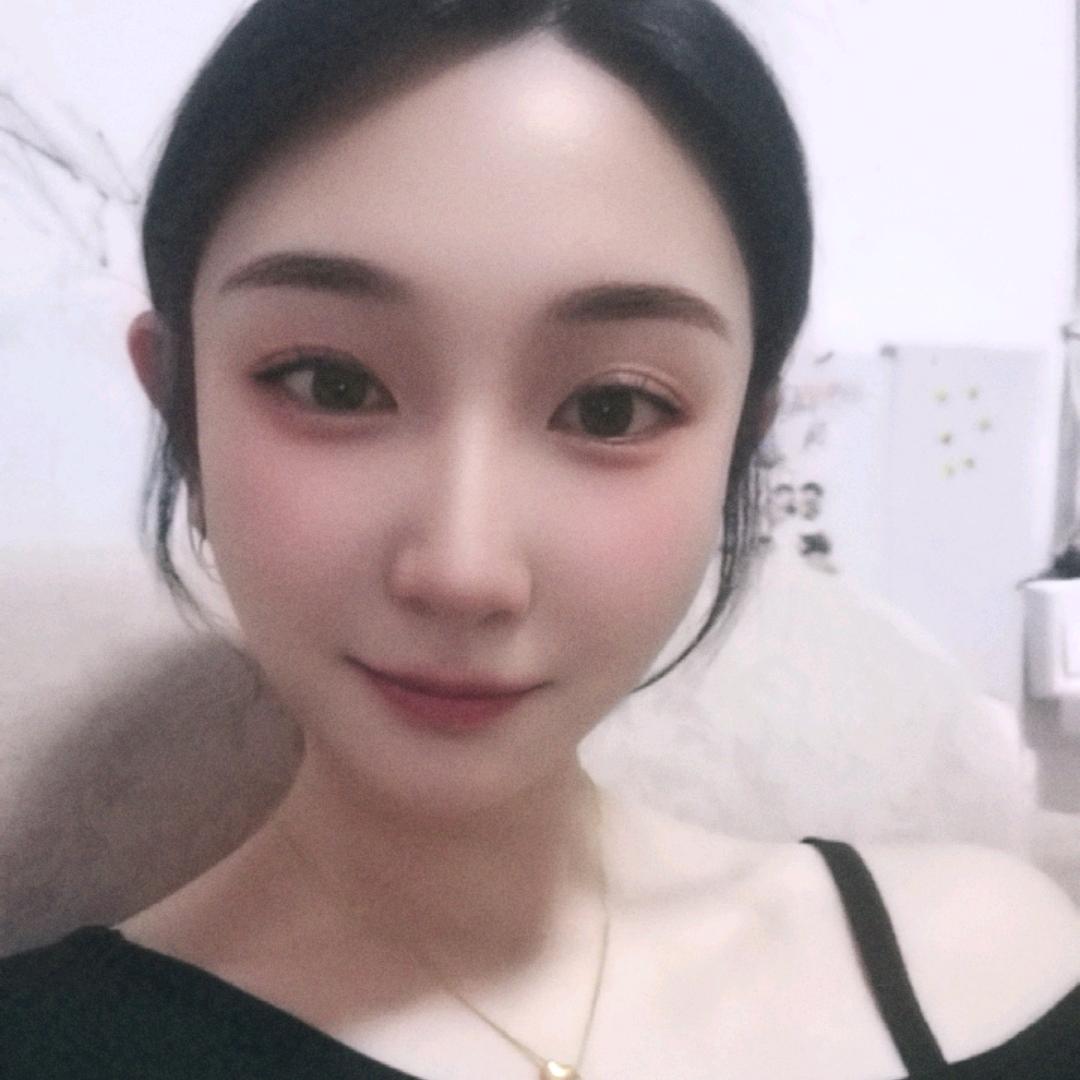 ___柒月