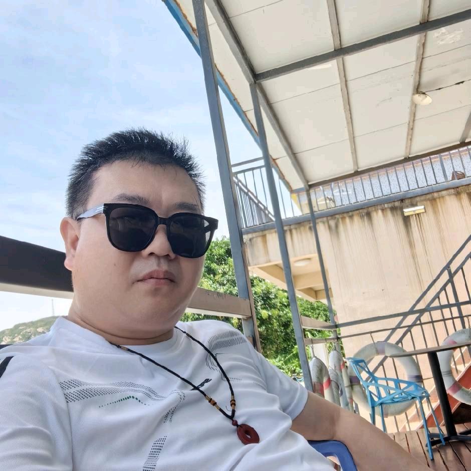 大燕的短裤几个眼