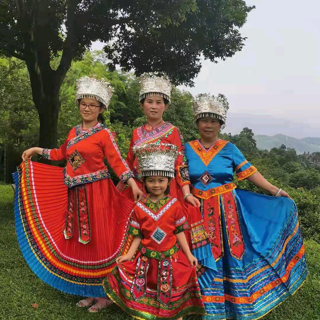 菠萝盖饭(｡･ω･｡)ﾉ♡