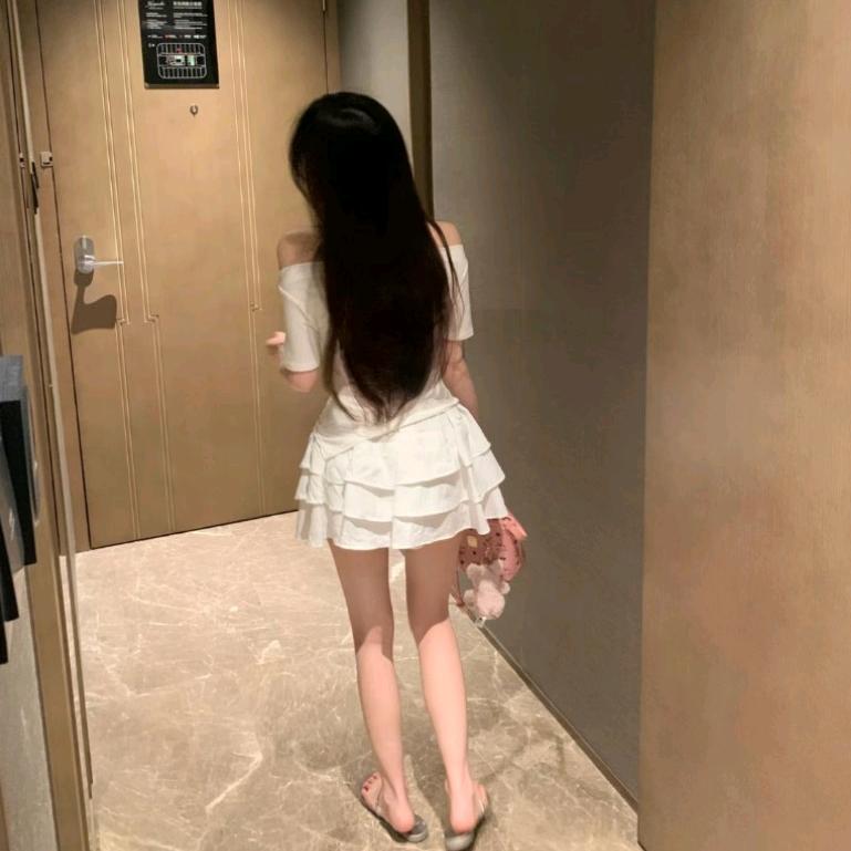 天津爱笑的甜甜
