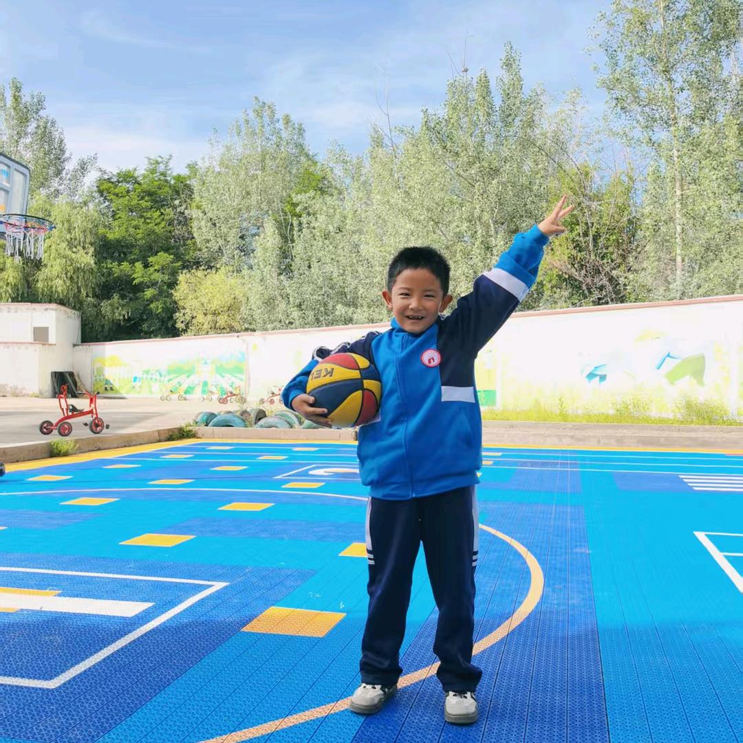 生活不易，保持善意