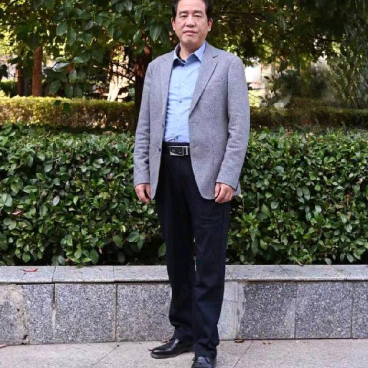峥嵘