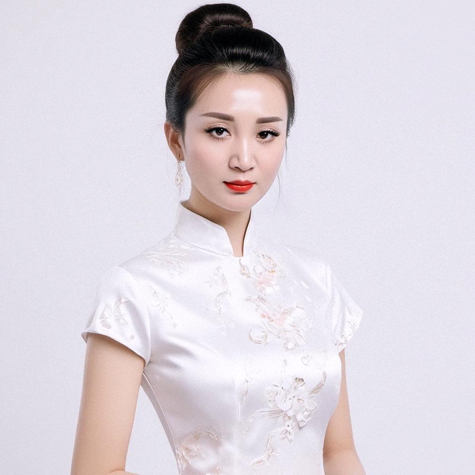 尼姑女孩儿