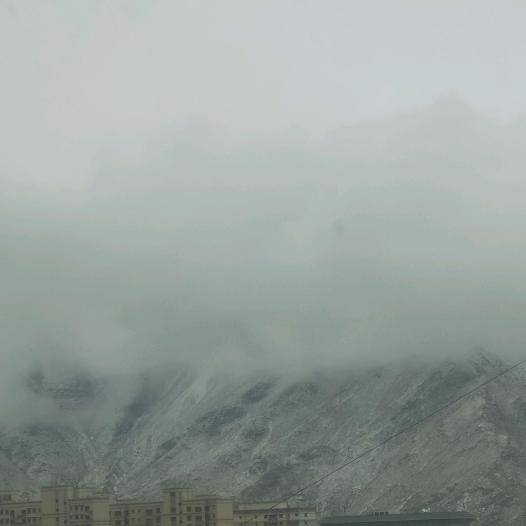 嗯，