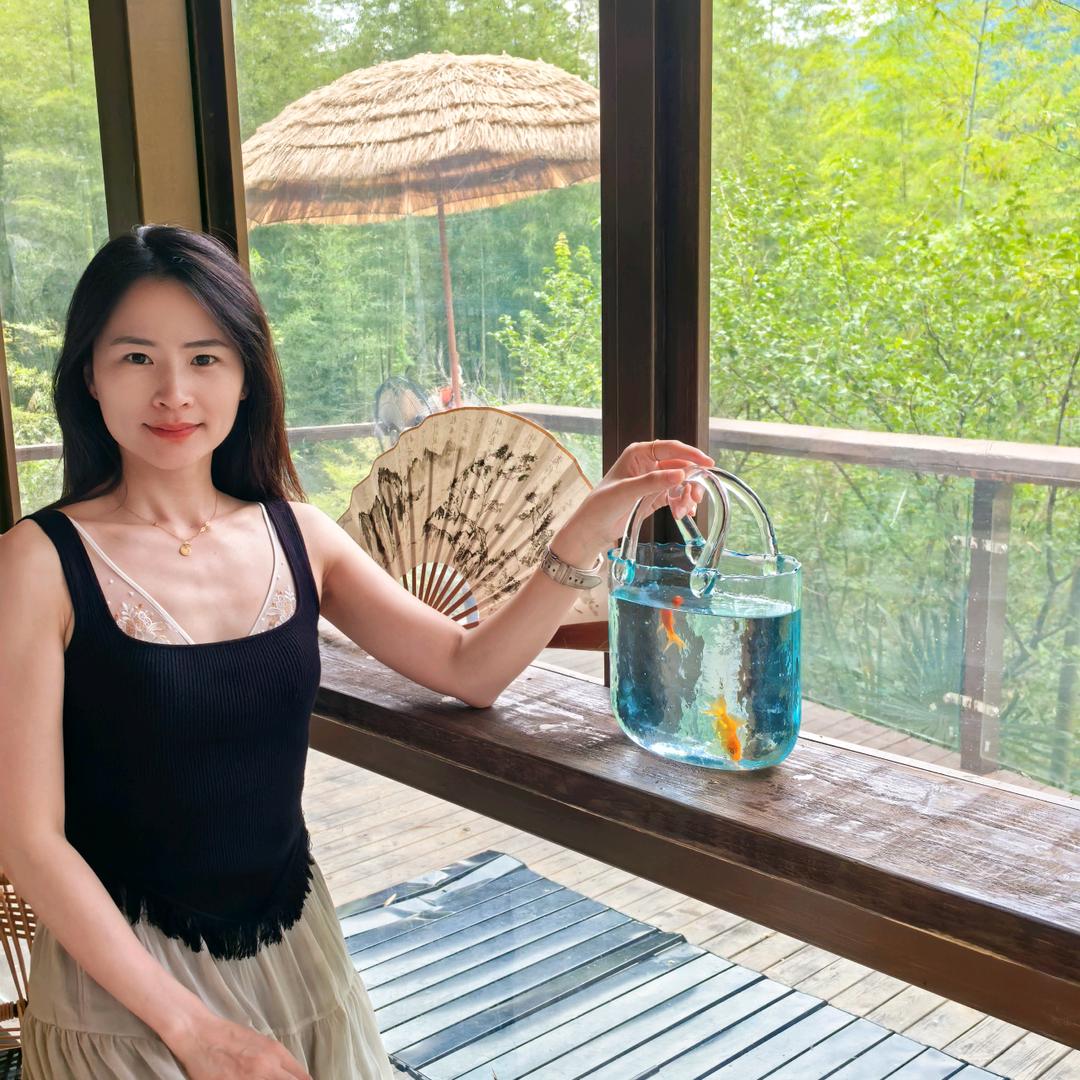 灰灰灰灰灰小姐