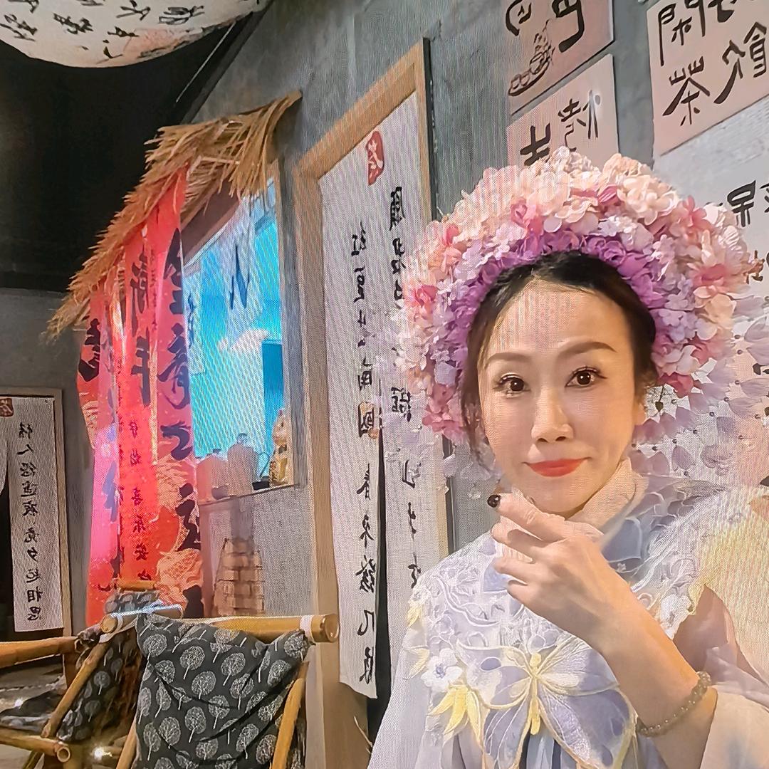 丽丽💋