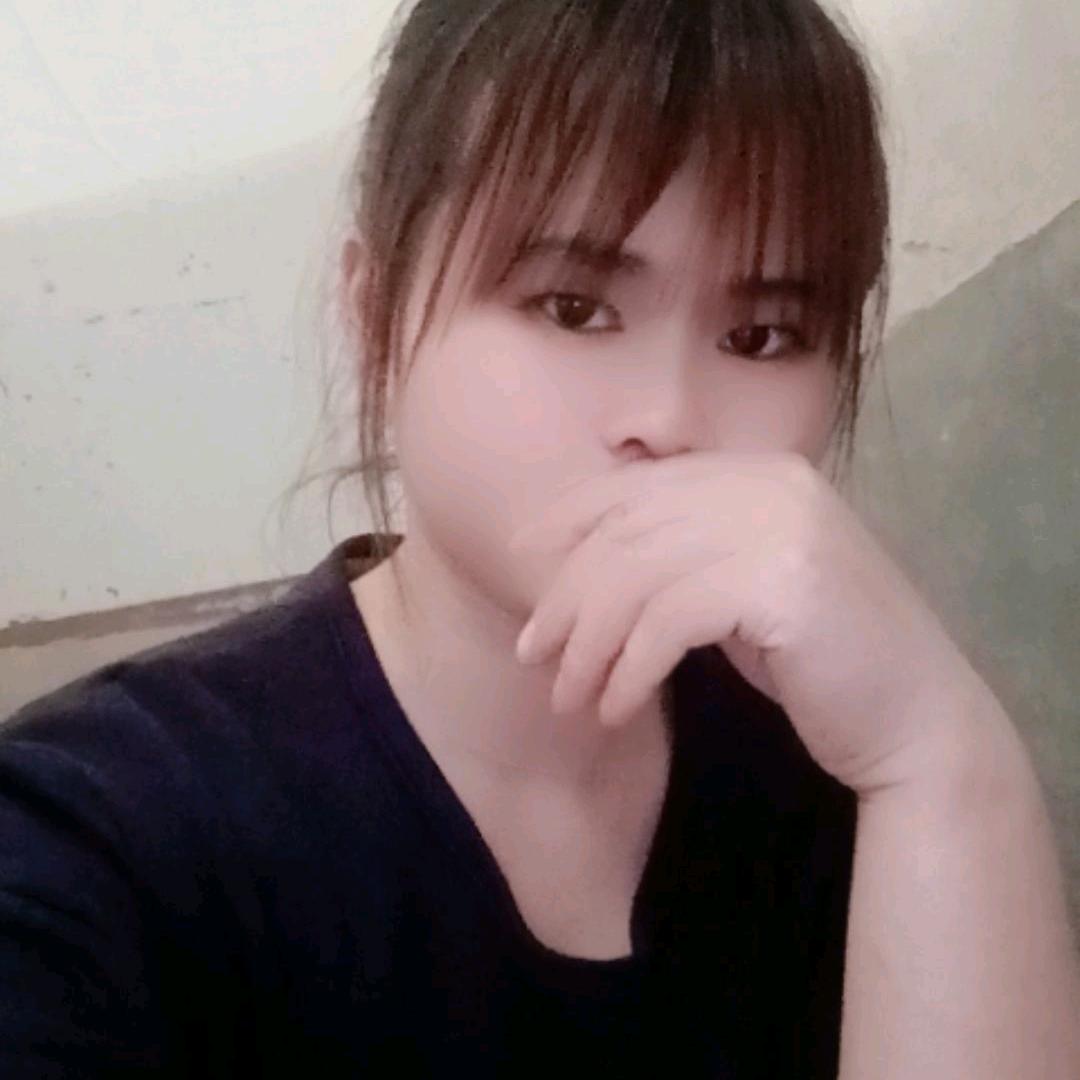 女