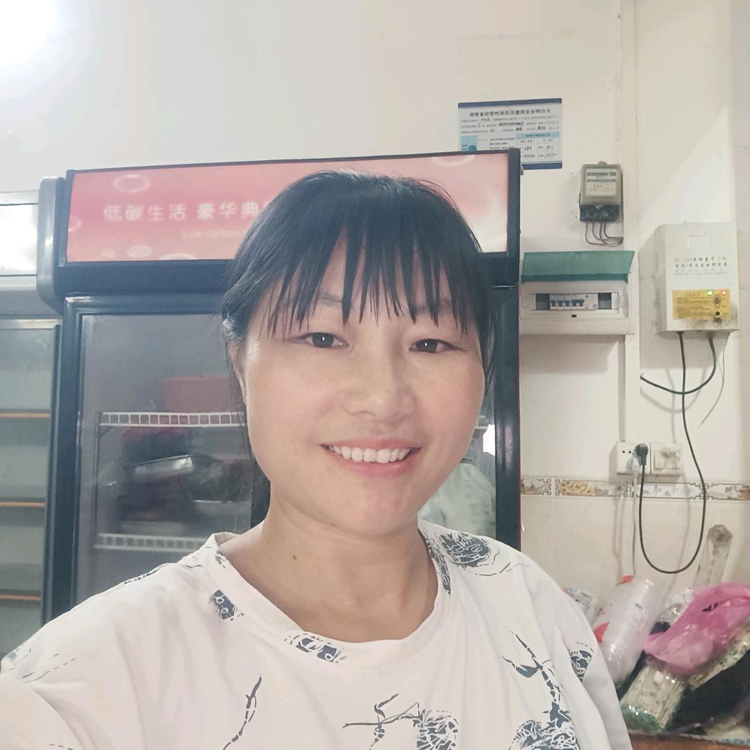 董姐:石江二中路囗卤菜