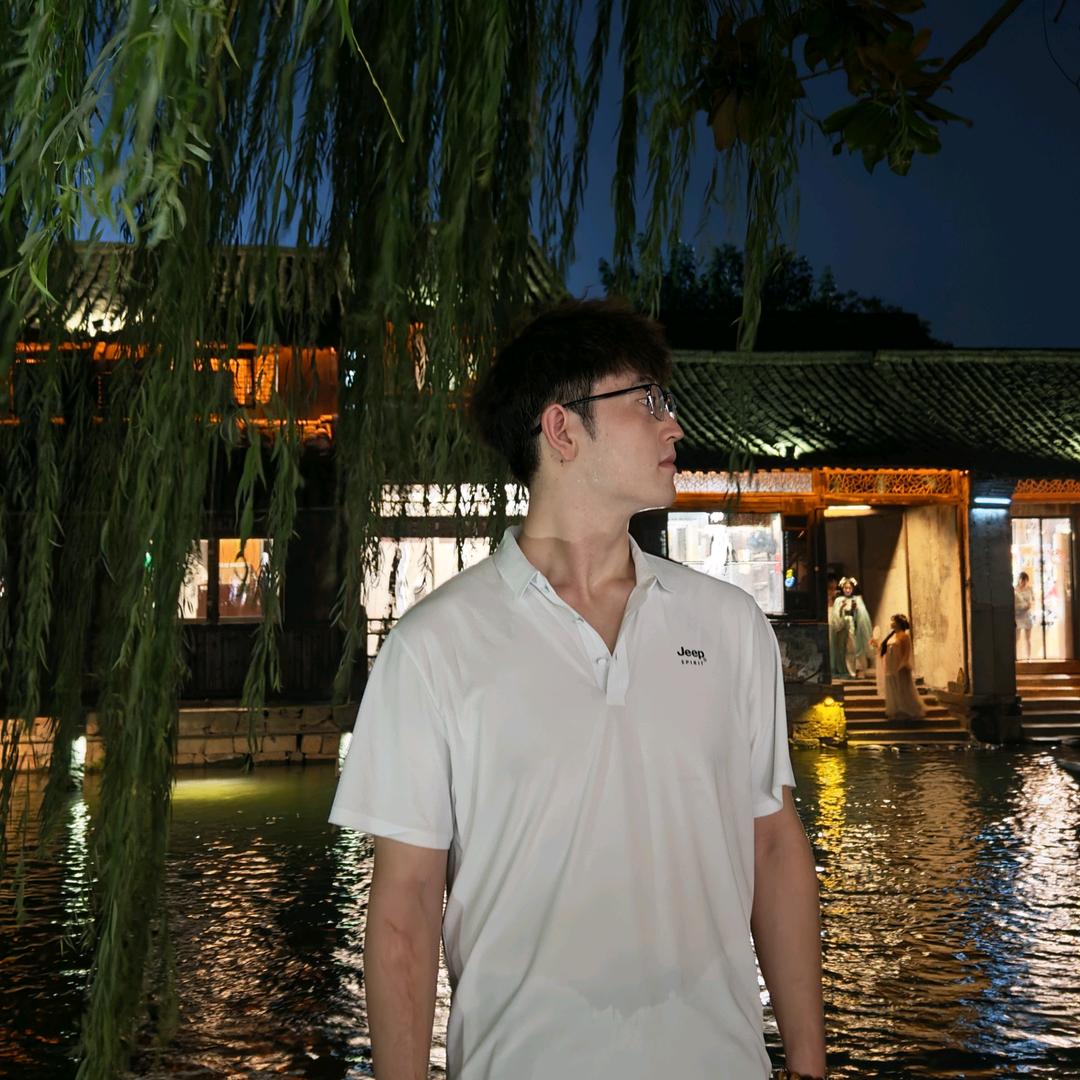 魏傑倫·伦马五金