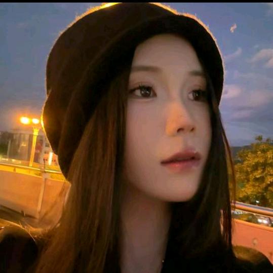 风筝有风，海豚有海，我还有糖宝