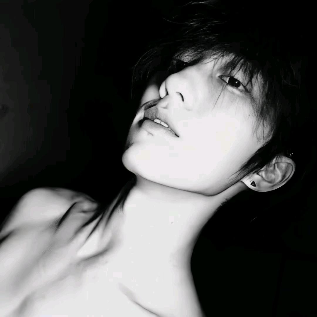 Fei.