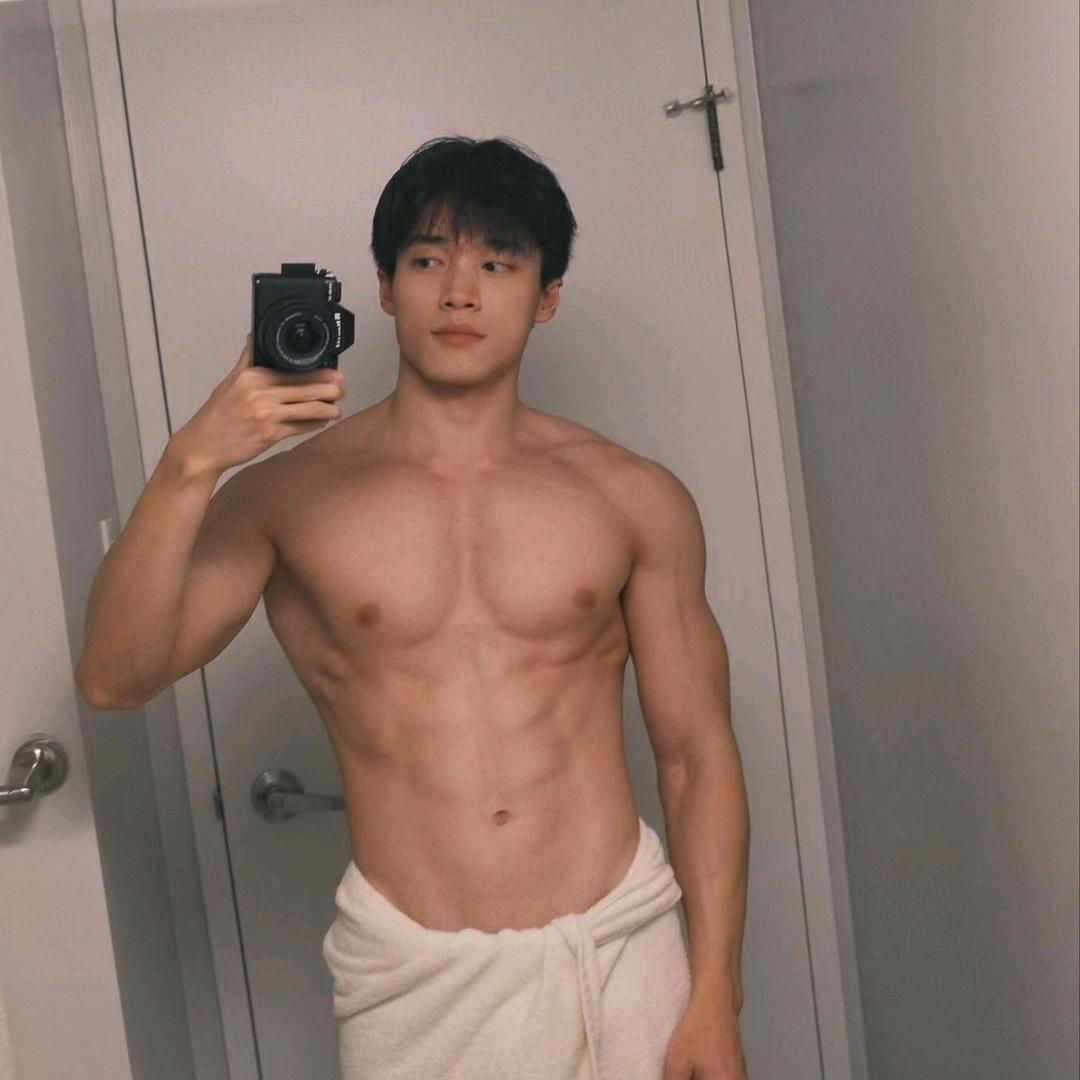 🌈男神杂志社