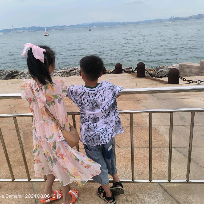 ୧⍤⃝🍗会飞的鱼鱼鱼吖❤ʕ•̫͡•ʔ