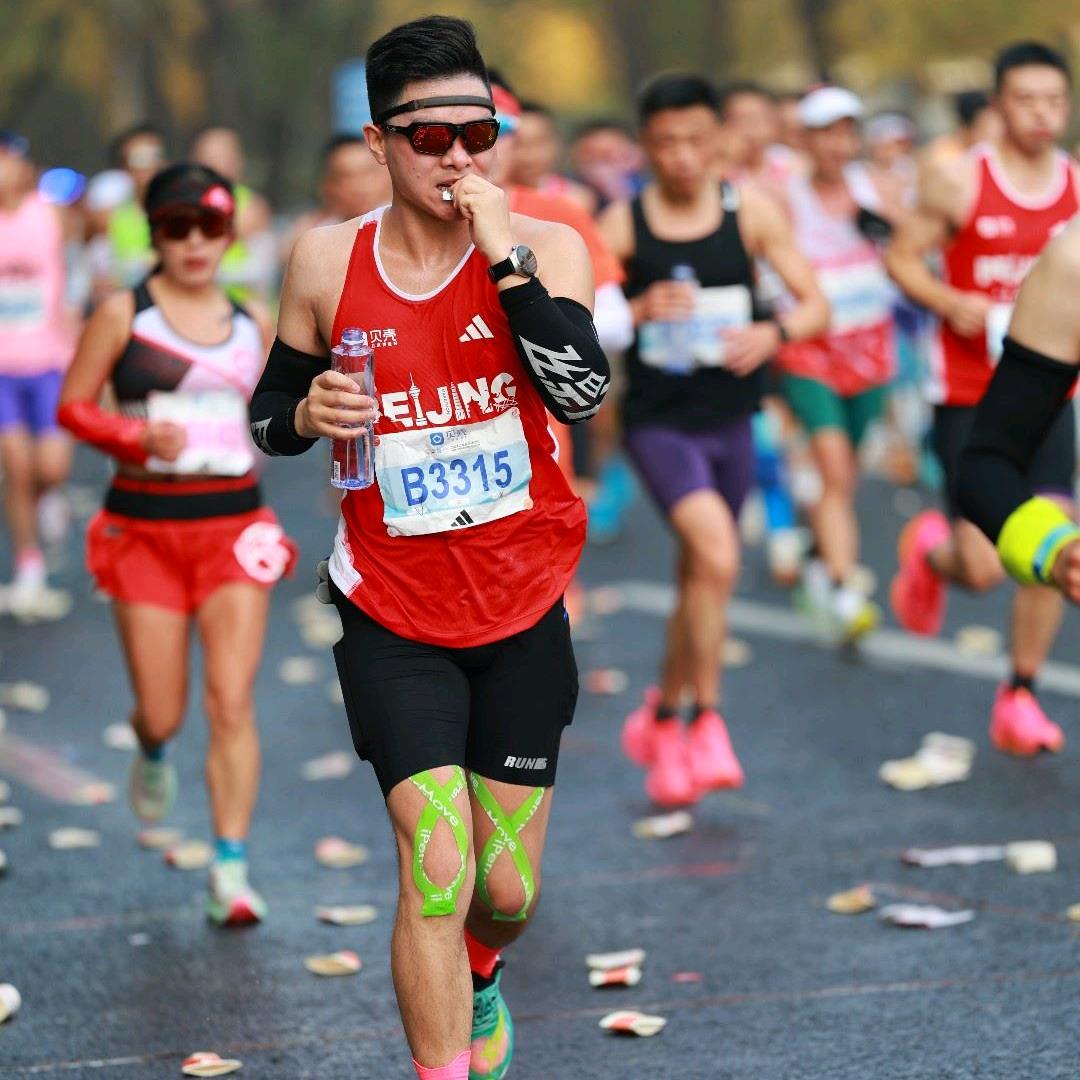 爱跑步的飞书销售—强风