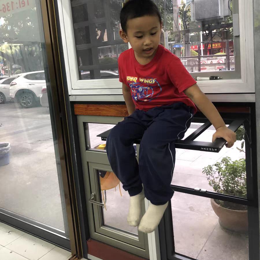 奉新县星辰折叠护栏晾衣架全国发货