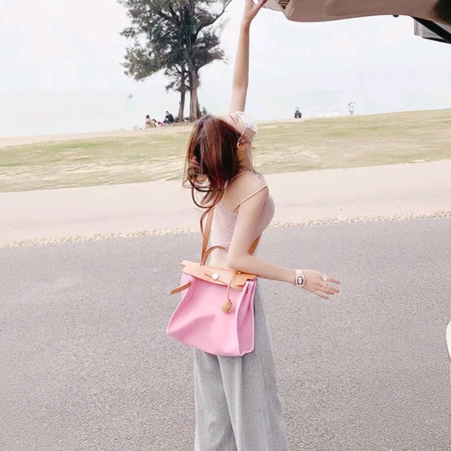 萱萱🌸时尚穿搭