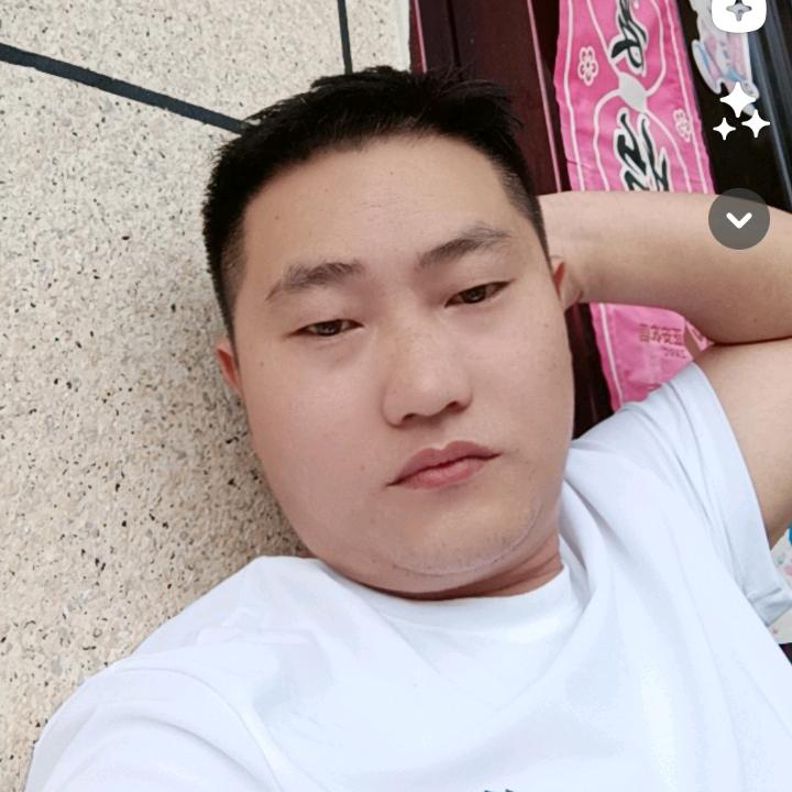 螺栓红哥