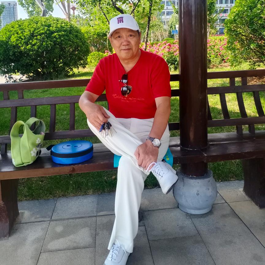 舞出心情舞来健康