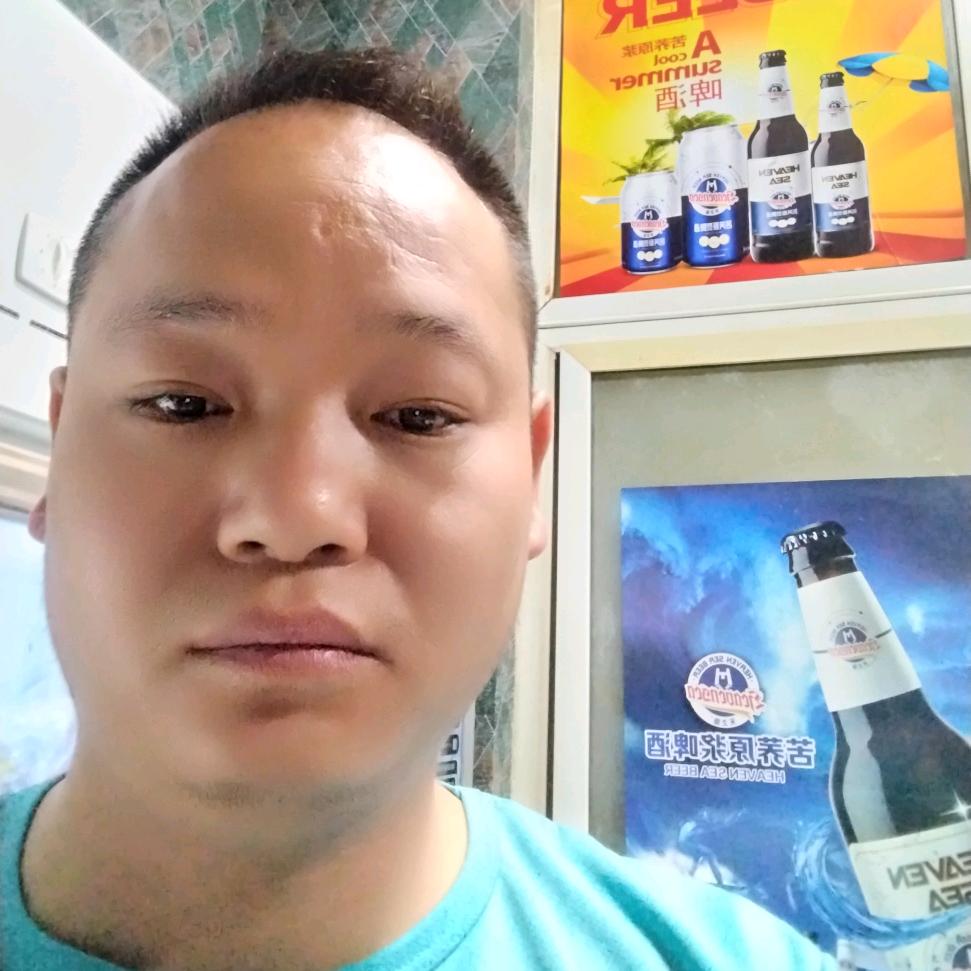 天之海苦荞原浆啤酒西昌总代理刘西维