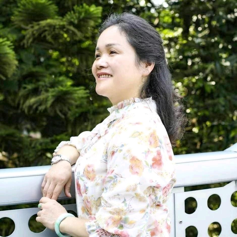翁春莺