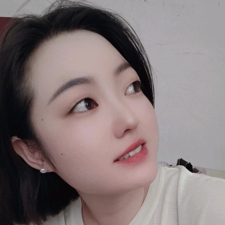 爱笑的女孩