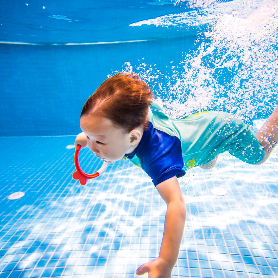 佛山龙格亲子游泳保利水城店