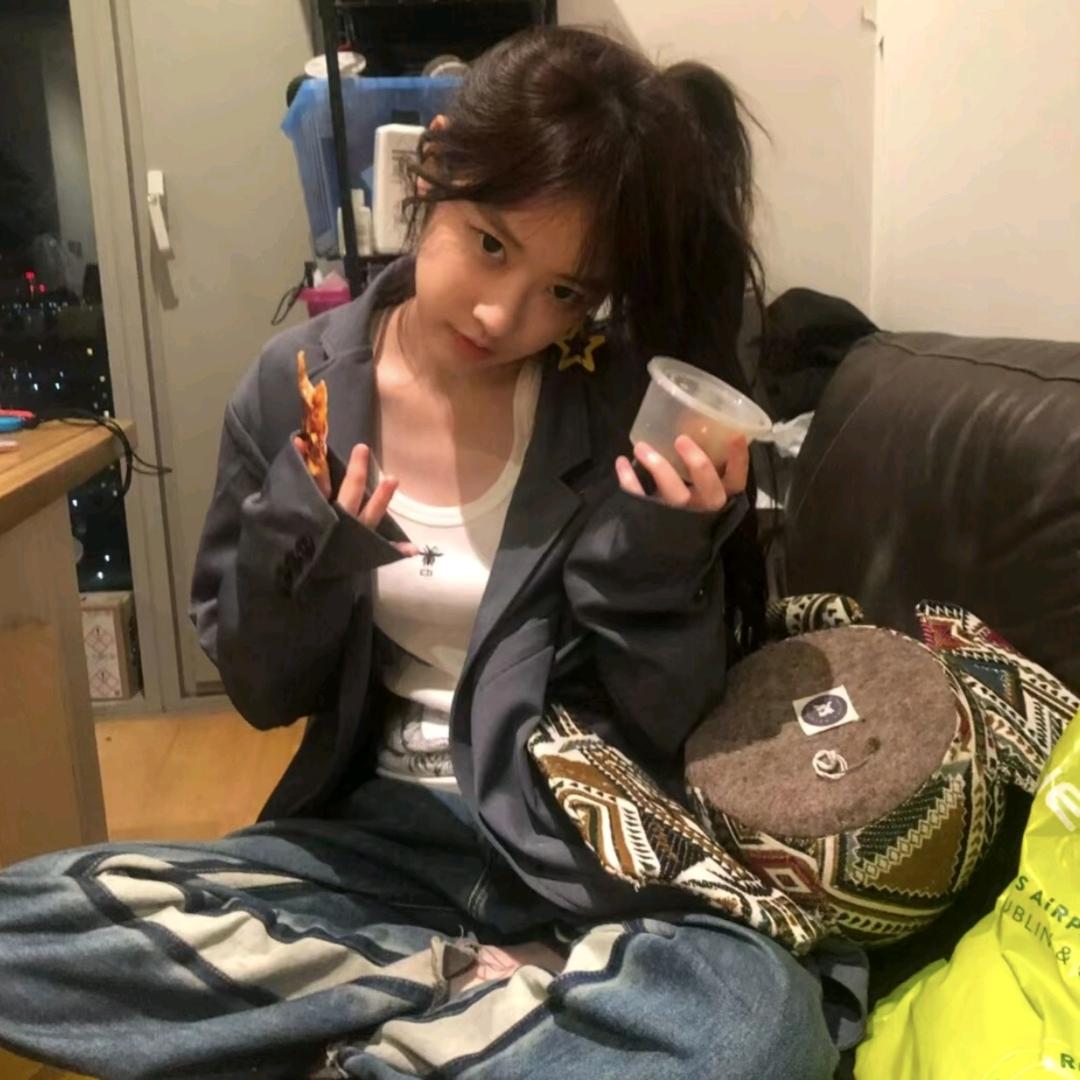 想吃虾.