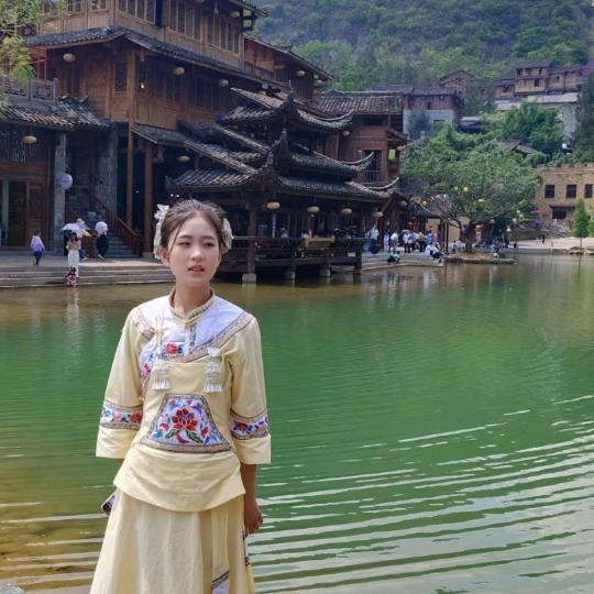 何清苹《何姐精选百货》