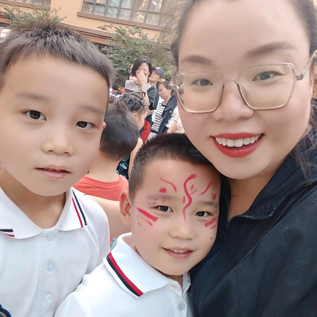 拾荒姑娘~~小胖