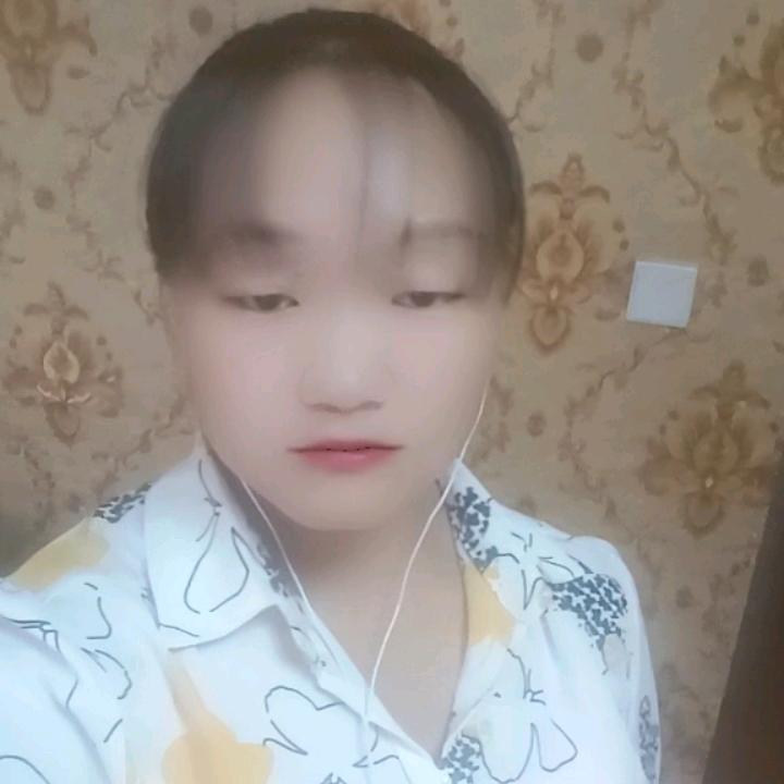 有毒的草即然开着迷人的花