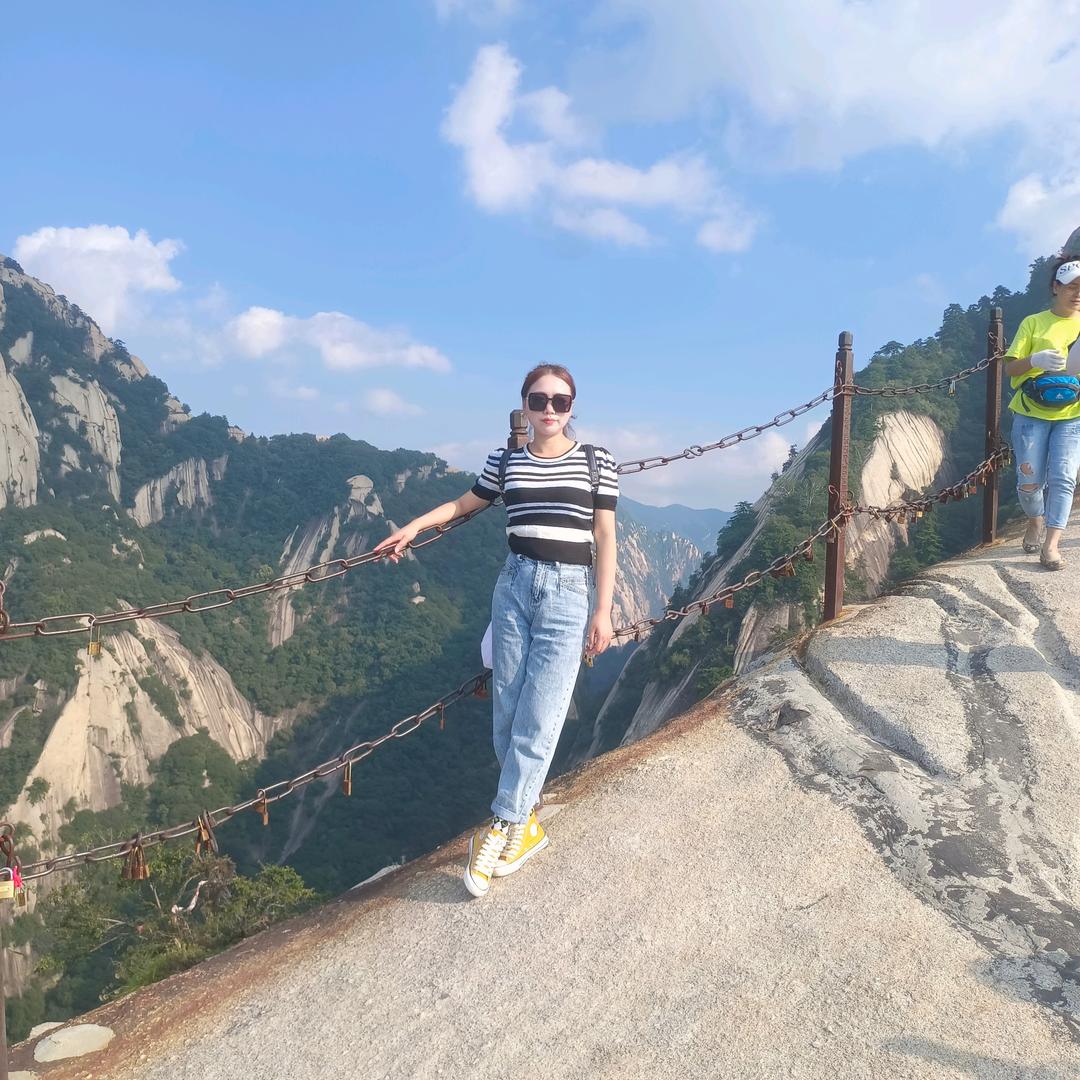 天鹅湖杨莎
