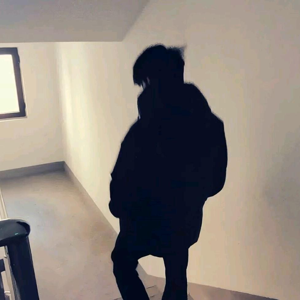 何必相识