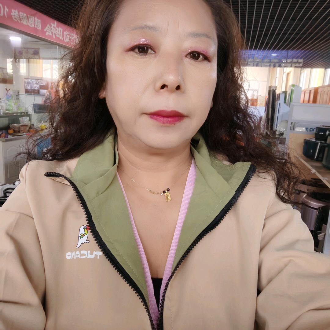 杨唯力