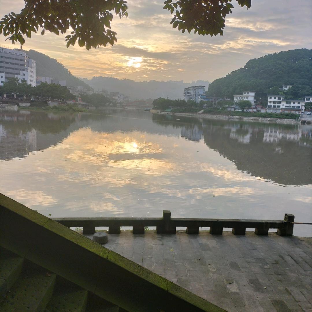 孤影随行