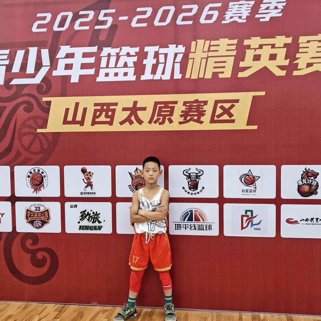 🏀8#冠军ᕱᕱ杨梓晨