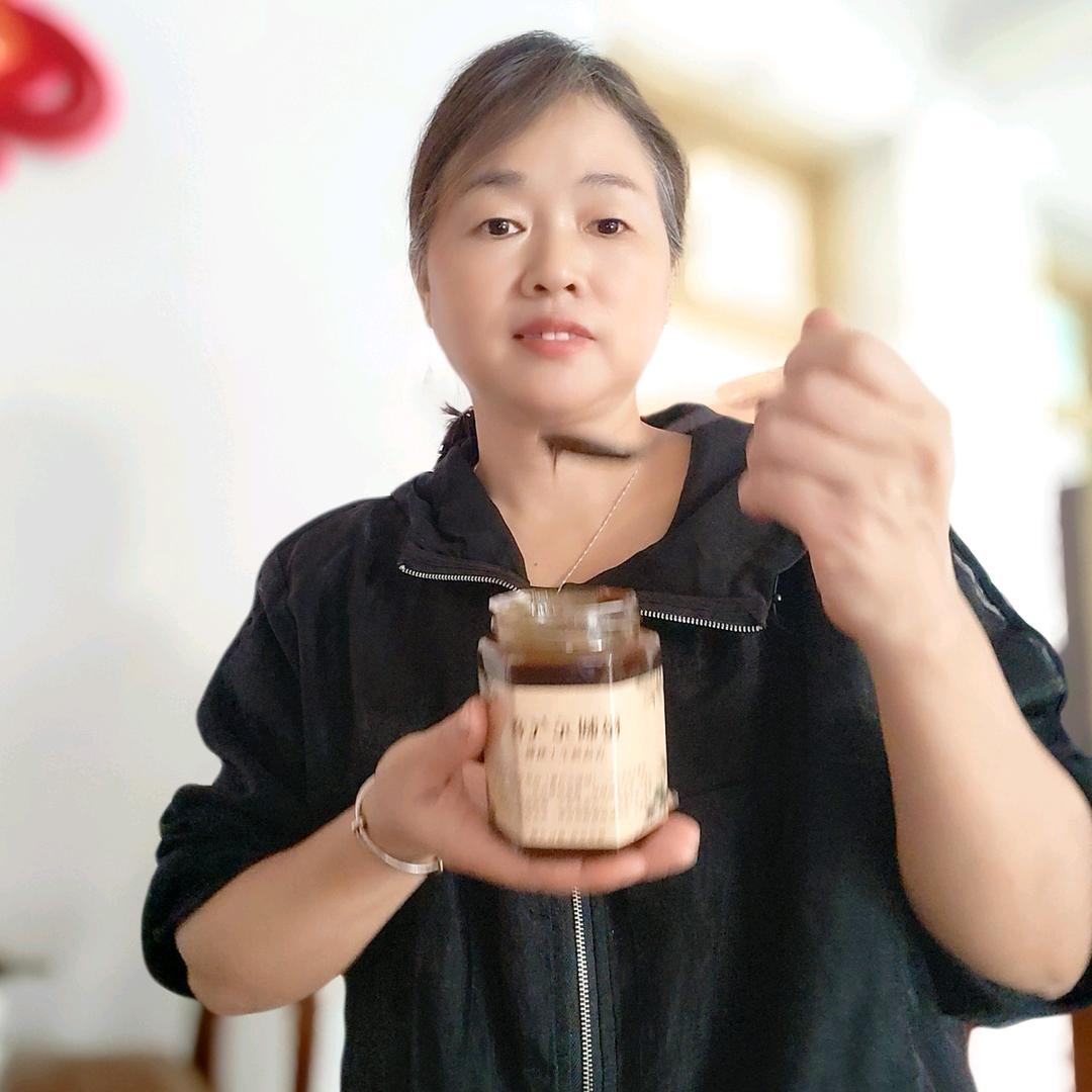 小香子喜欢美食