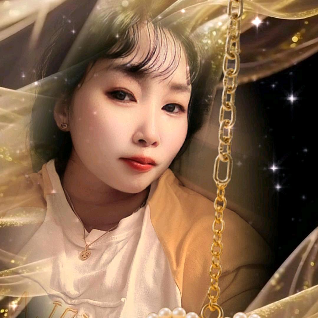 罗玲