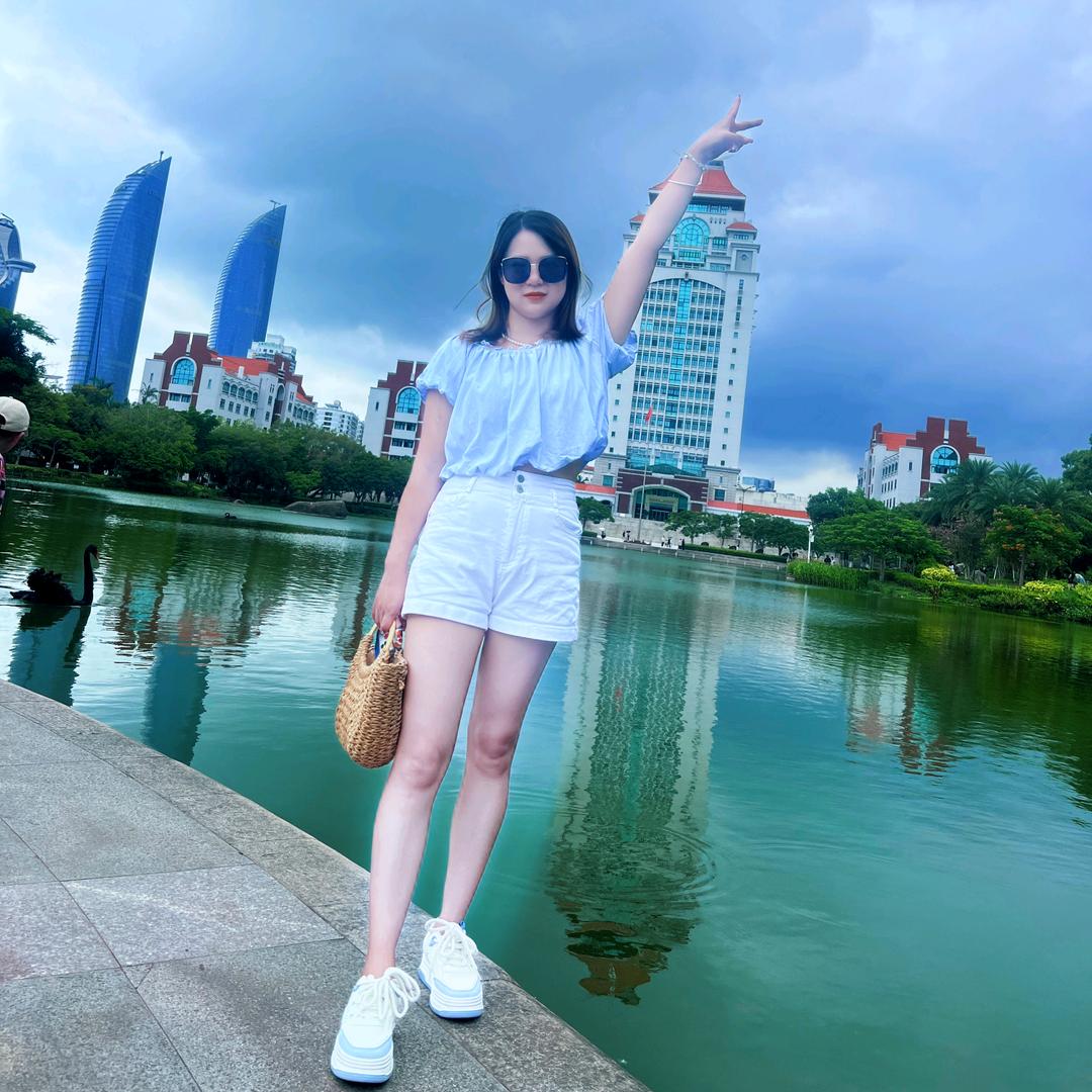 别低头、皇冠会掉