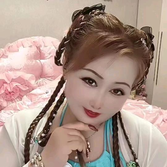 谁家胖丫头