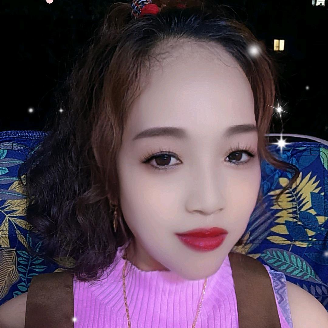 小龙女舞姿