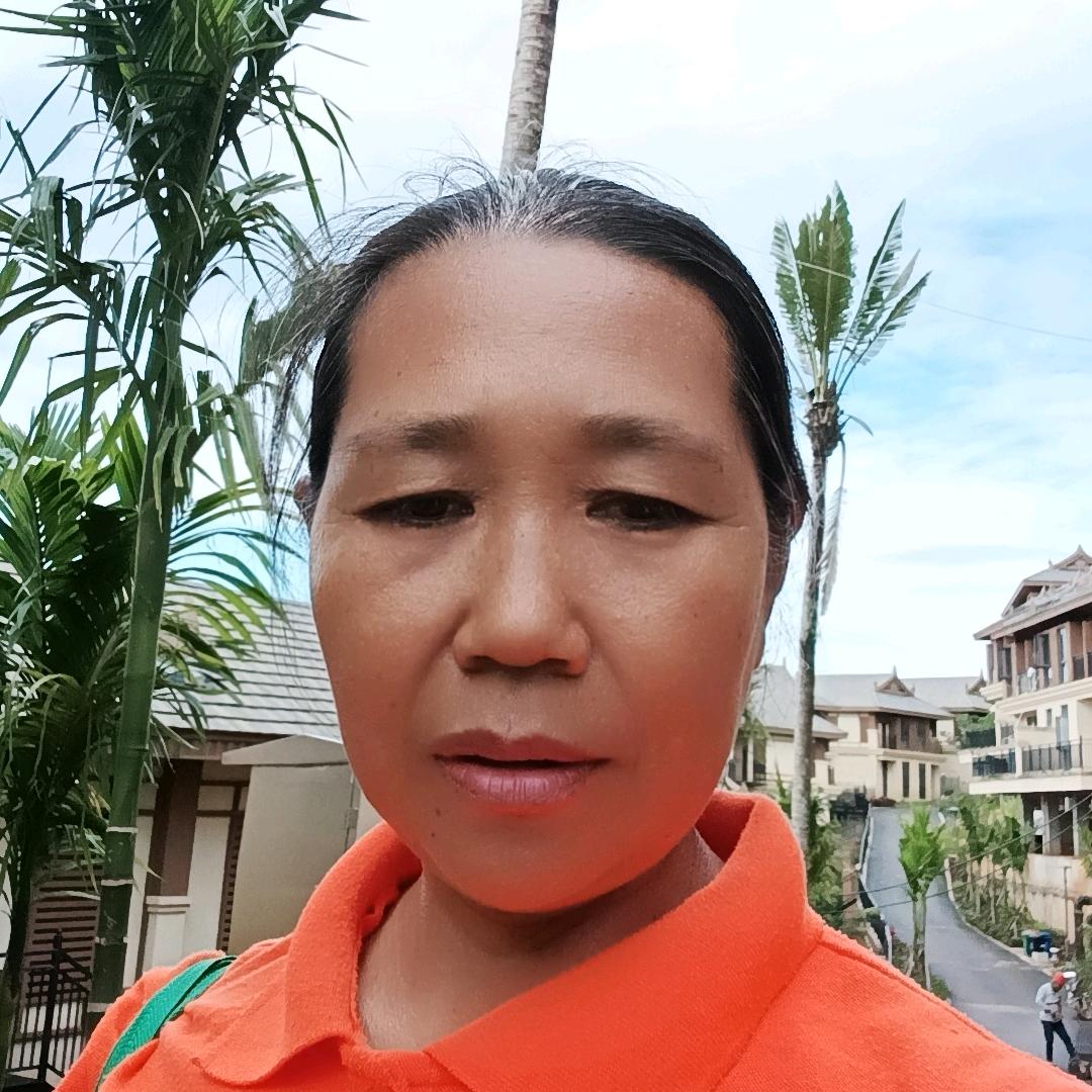 文山姐，1点10分准时开启我的首播