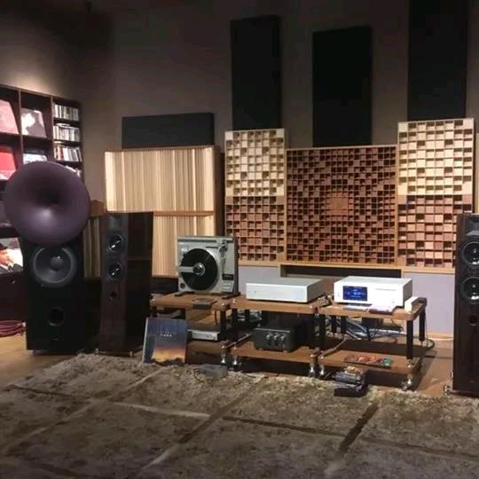 恒声音响器材店